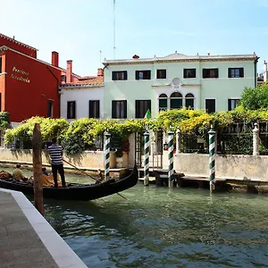 3* Hotell Accademia - Maravege