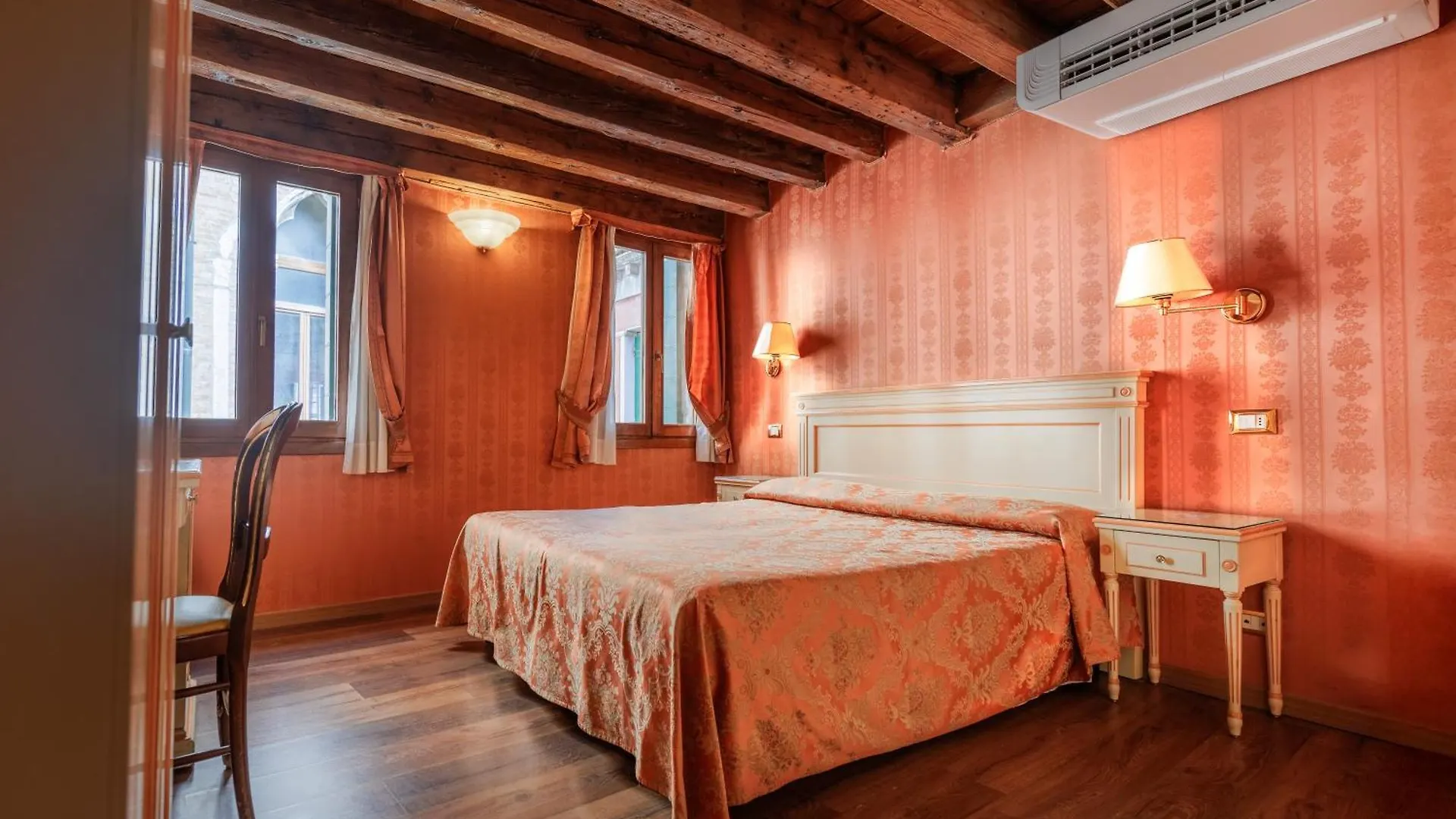 ヴェネツィア ランテルナ ディ マルコ ポーロ Bed & Breakfast イタリア