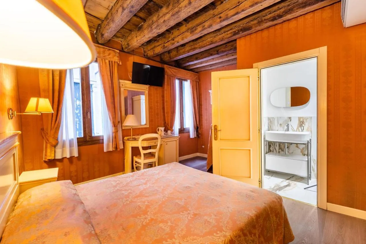 Lanterna Di Marco Polo Acomodação com café da manhã Veneza