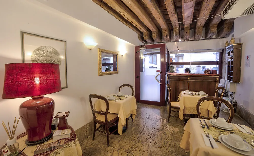 Lanterna Di Marco Polo Acomodação com café da manhã Veneza Alojamento de Acomodação e Pequeno-almoço